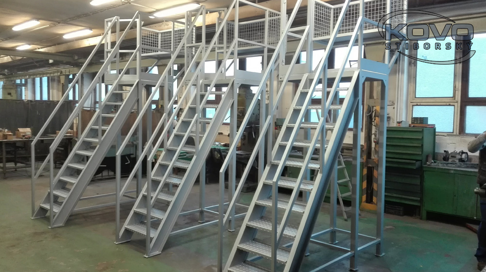 Výroba kovového schodiště